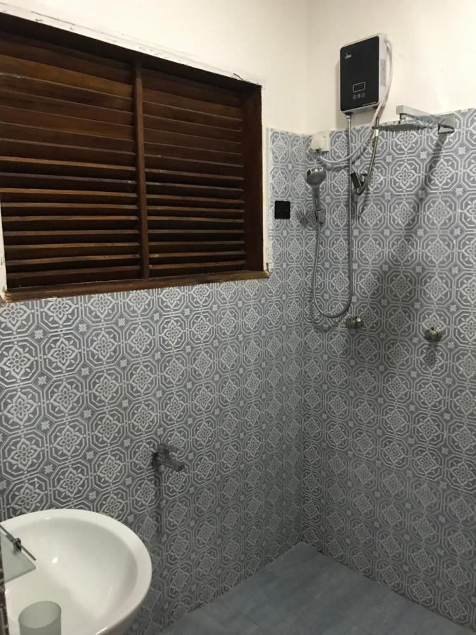 Paris Garden Resort Trincomalee Eksteriør billede